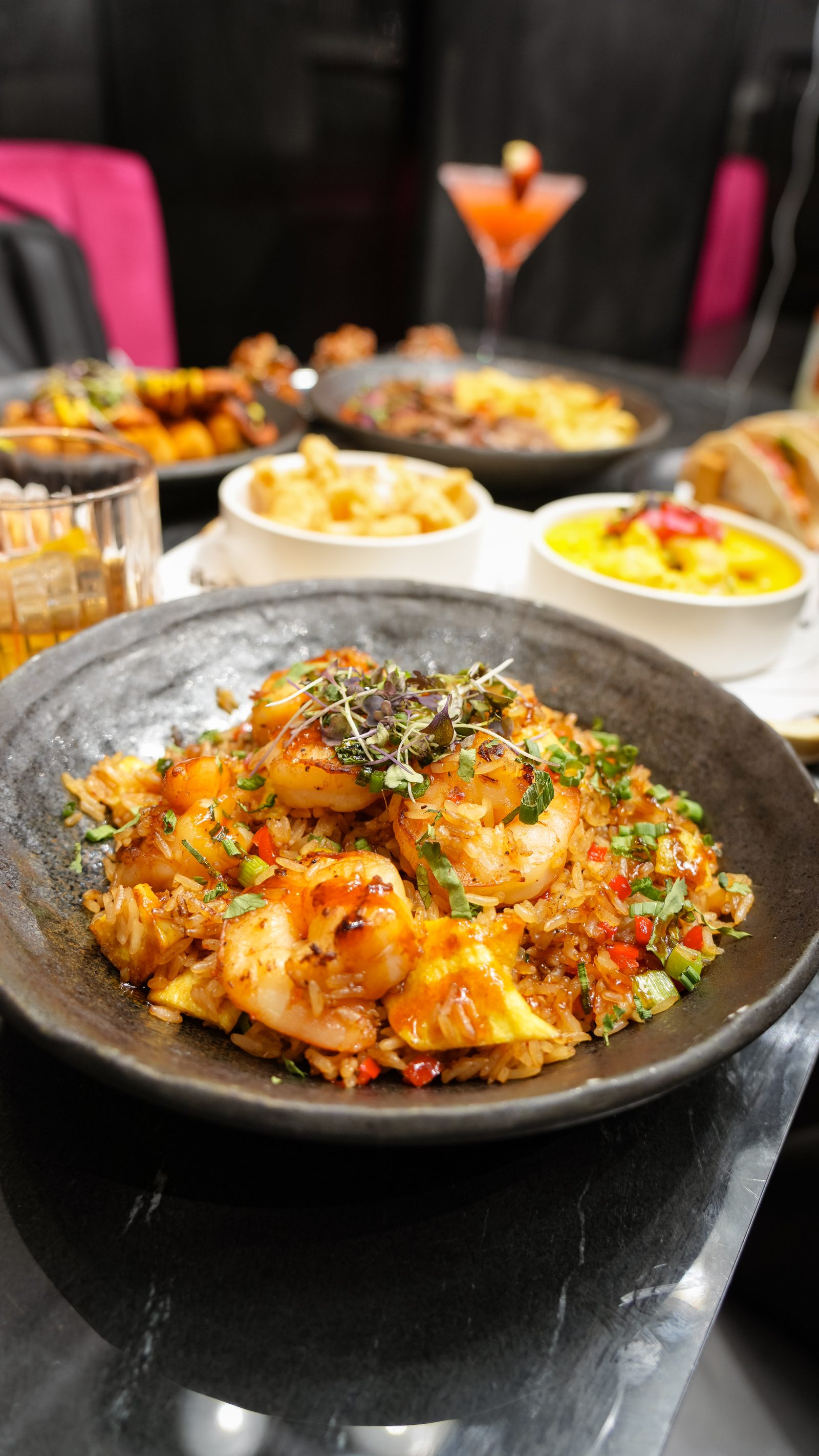 Chaufa fried rice served in a black bowl